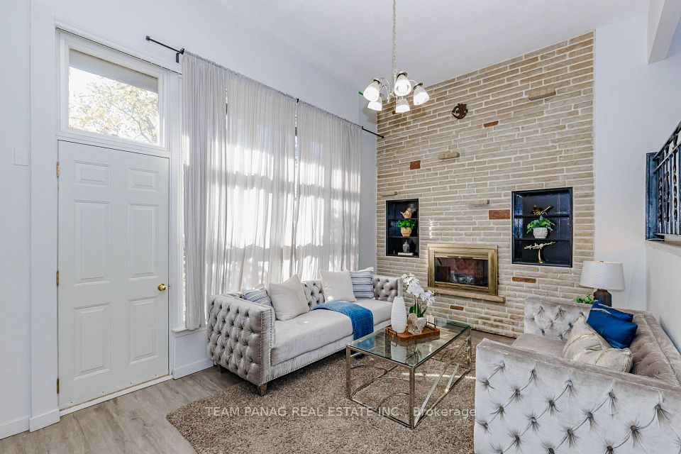 28 Briar Path, Brampton, ON L6T 2A2 7