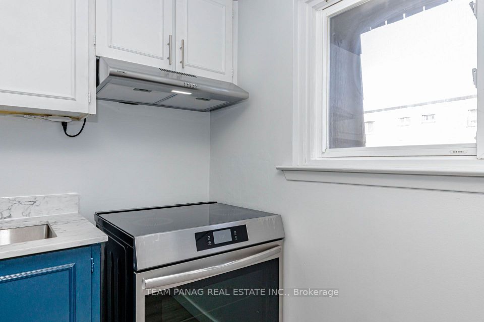 28 Briar Path, Brampton, ON L6T 2A2 25