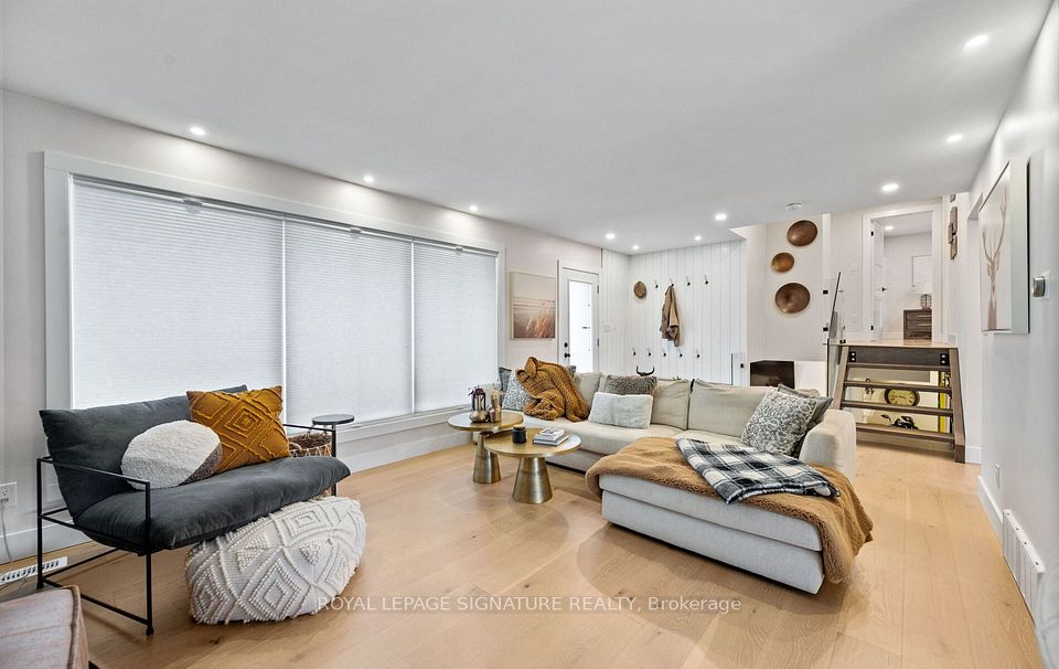 614 Walkers Line, Burlington, ON L7N 2E5 10