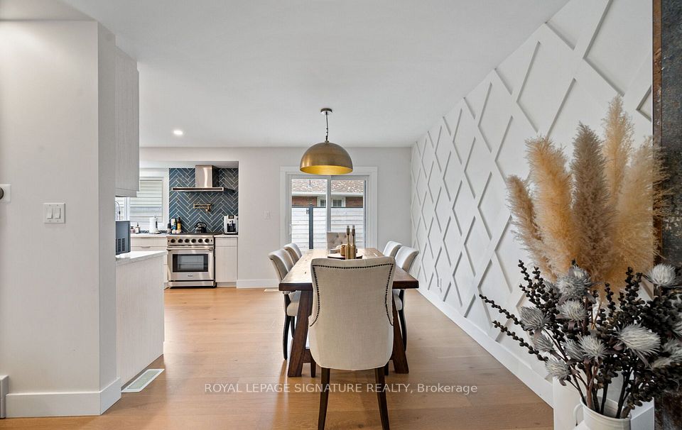 614 Walkers Line, Burlington, ON L7N 2E5 11
