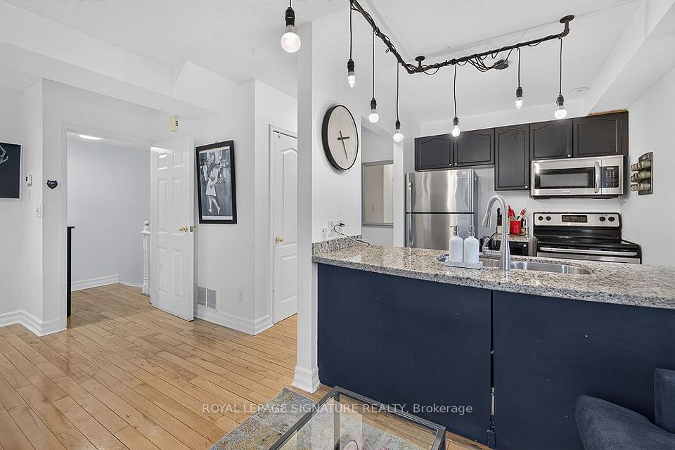 3055 Elmcreek Road 23, Mississauga, ON L5B 4J9 4