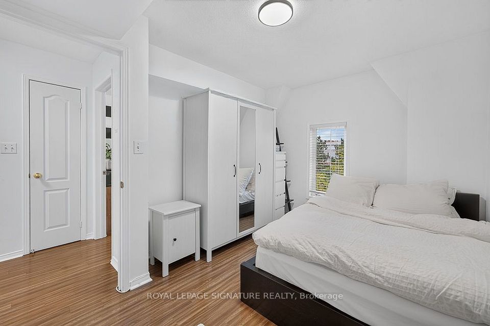 3055 Elmcreek Road 23, Mississauga, ON L5B 4J9 12