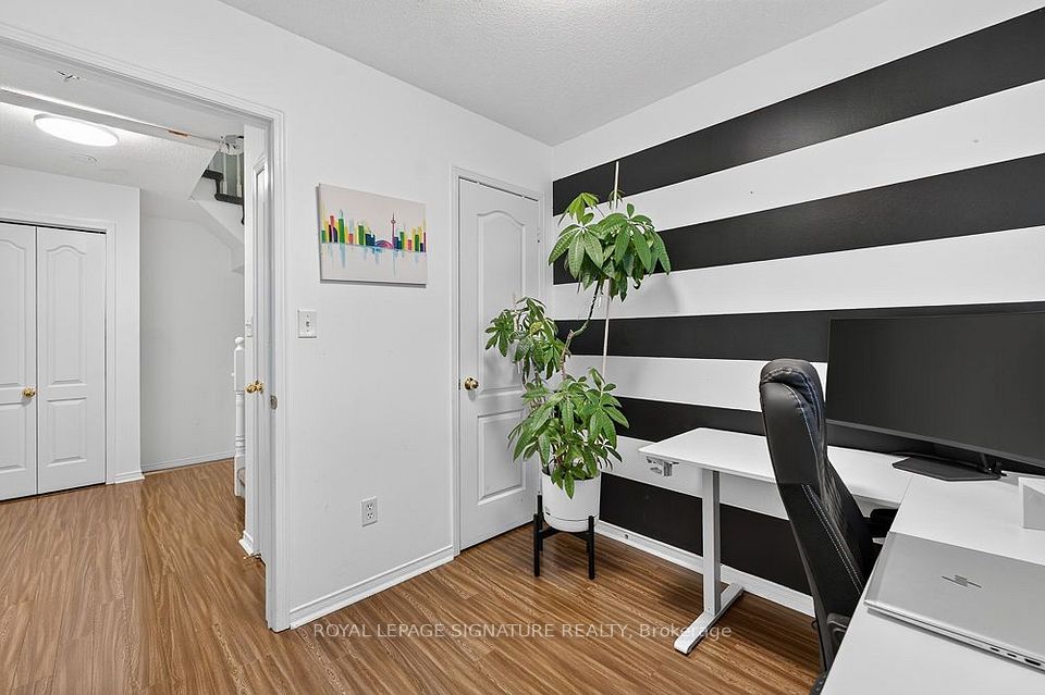3055 Elmcreek Road 23, Mississauga, ON L5B 4J9 16