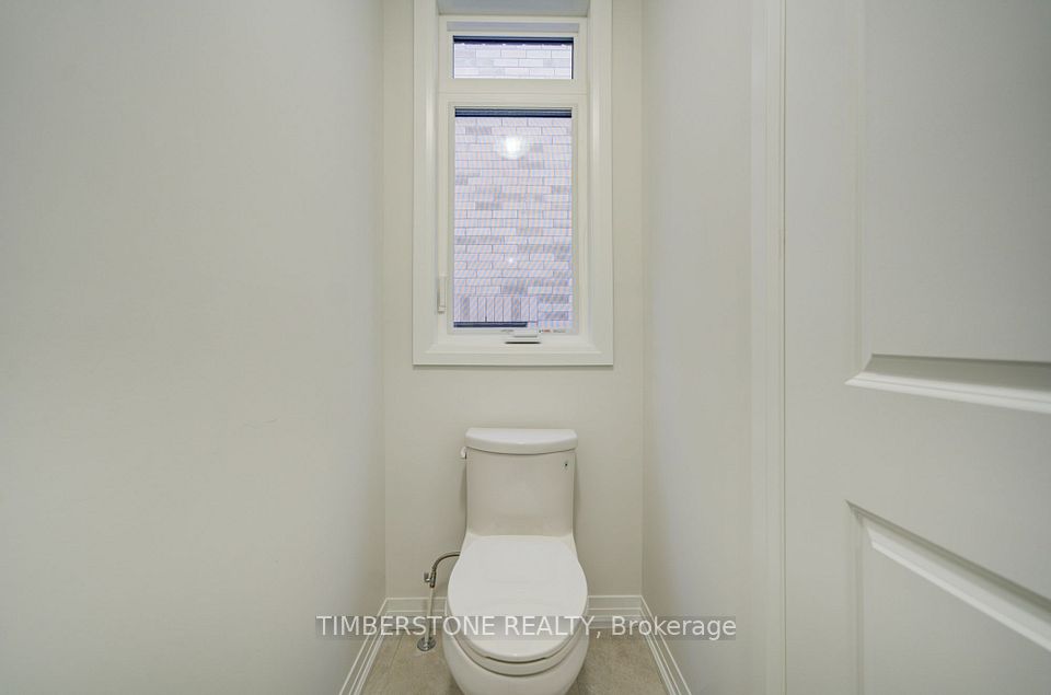 25 Raja Street, Brampton, ON L6P 4R8 6