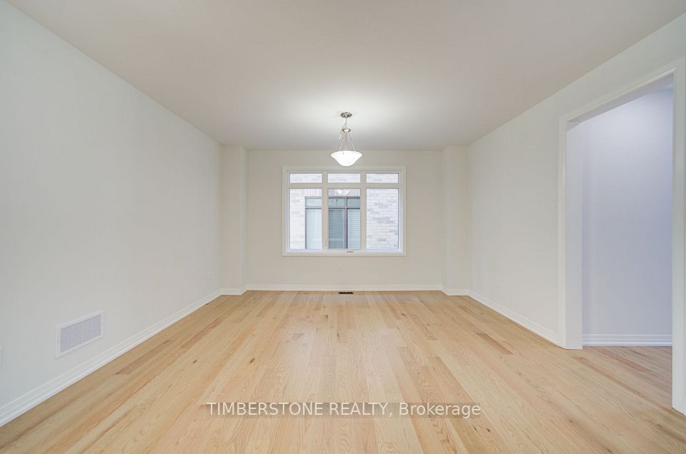 25 Raja Street, Brampton, ON L6P 4R8 7