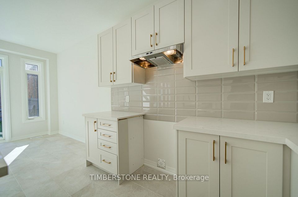 25 Raja Street, Brampton, ON L6P 4R8 19