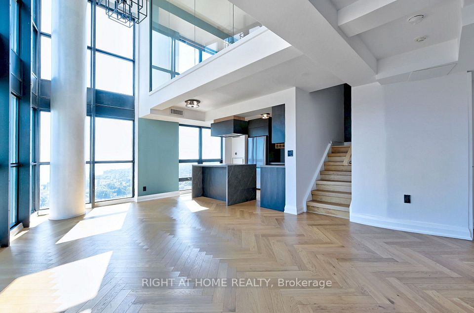 155 Legion Road N 2704, Toronto, ON M8Y 0A7 10