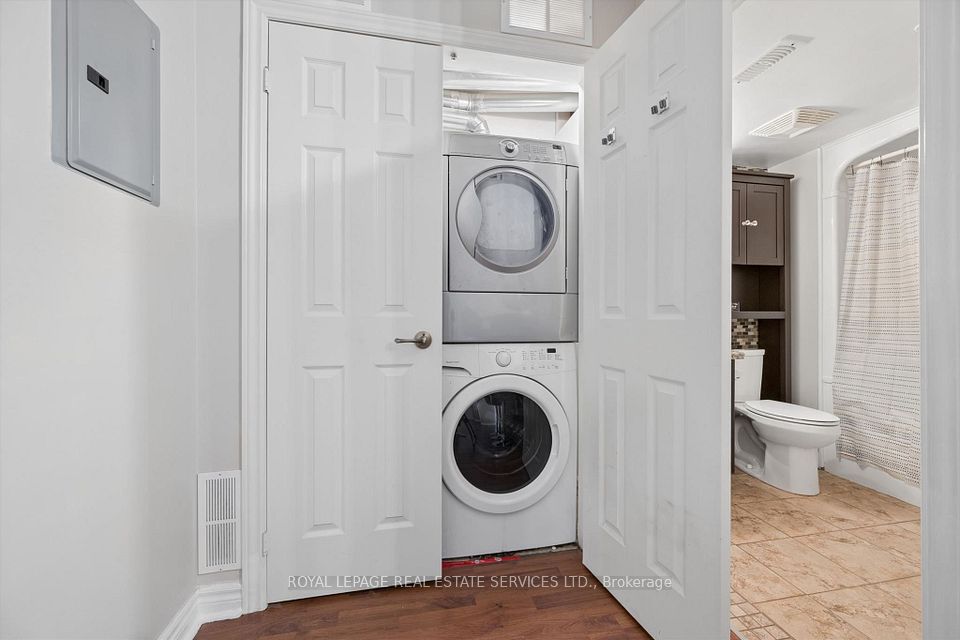 2045 Appleby Line 408, Burlington, ON L7L 7G9 22