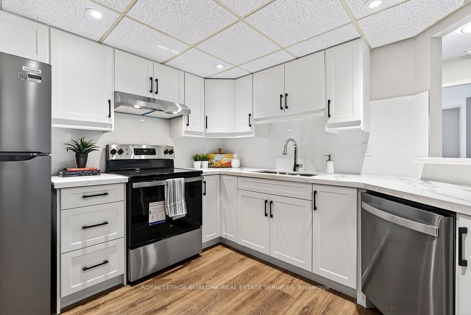 5070 Pinedale Avenue 808, Burlington, ON L7L 5V6 10