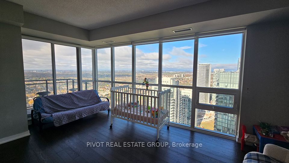 4011 Brickstone Mews 4002, Mississauga, ON L5B 0J7 3