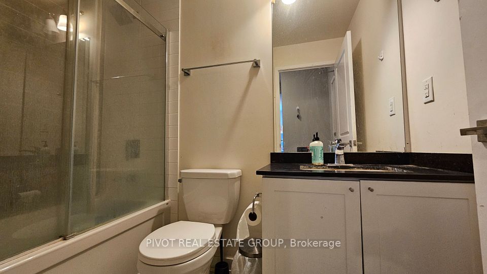 4011 Brickstone Mews 4002, Mississauga, ON L5B 0J7 5