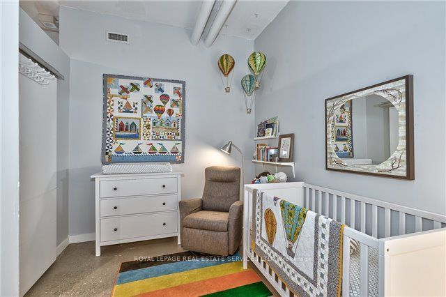 2 Fieldway Road 316, Toronto, ON M8Z 3L1 10