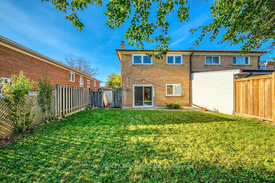7605 Discus Crescent LOWER, Mississauga, ON L4T 2V4 15