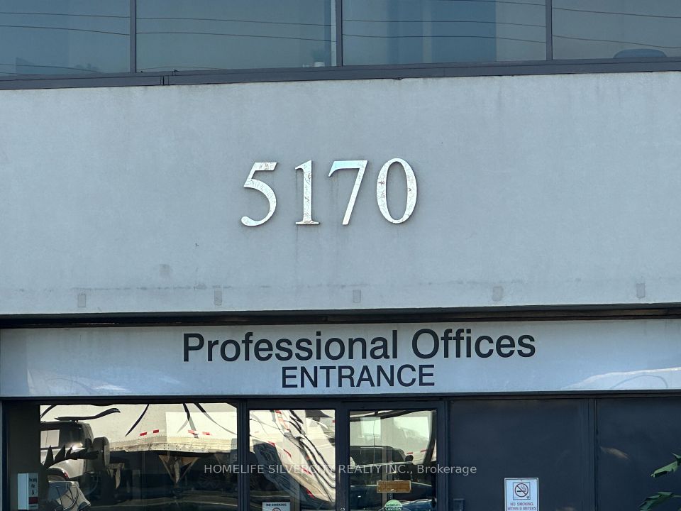 5170 Dixie Road, Mississauga, ON L4W 1E3 3