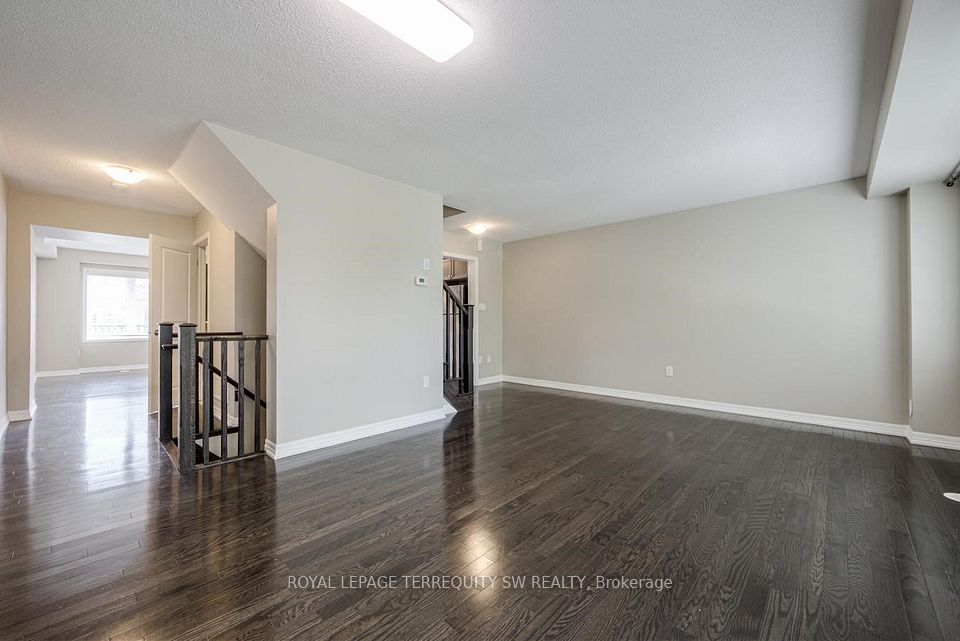 248 Ellen Davidson Drive, Oakville, ON L6M 0V2 10