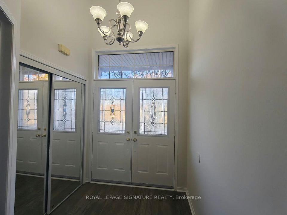6602 Opera Glass Crescent, Mississauga, ON L5W 1R8 4