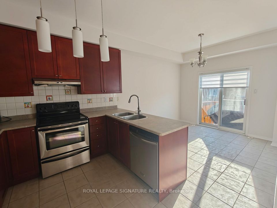 6602 Opera Glass Crescent, Mississauga, ON L5W 1R8 8