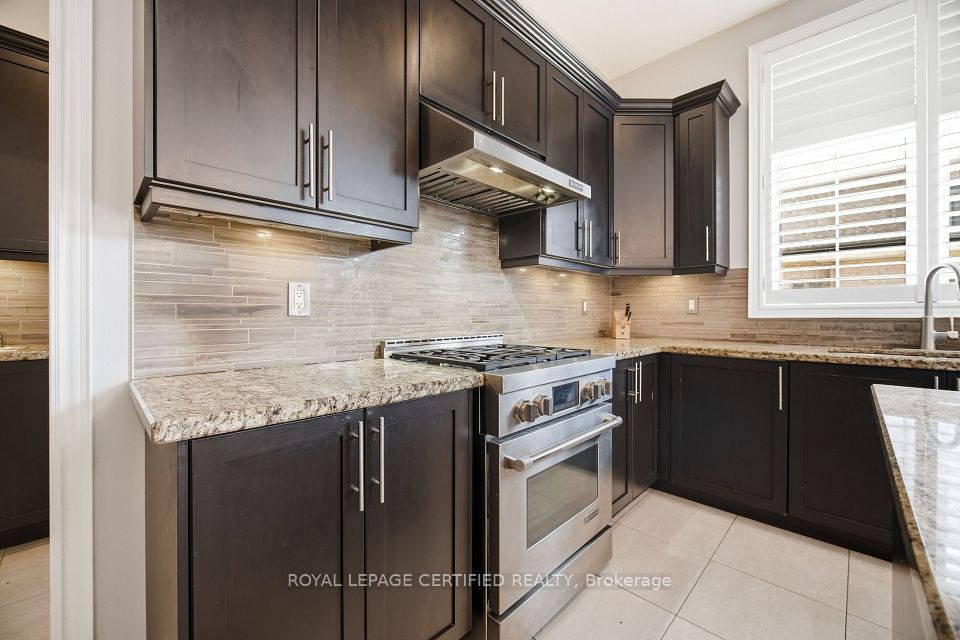 8833 Creditview Road, Brampton, ON L6Y 0X3 10