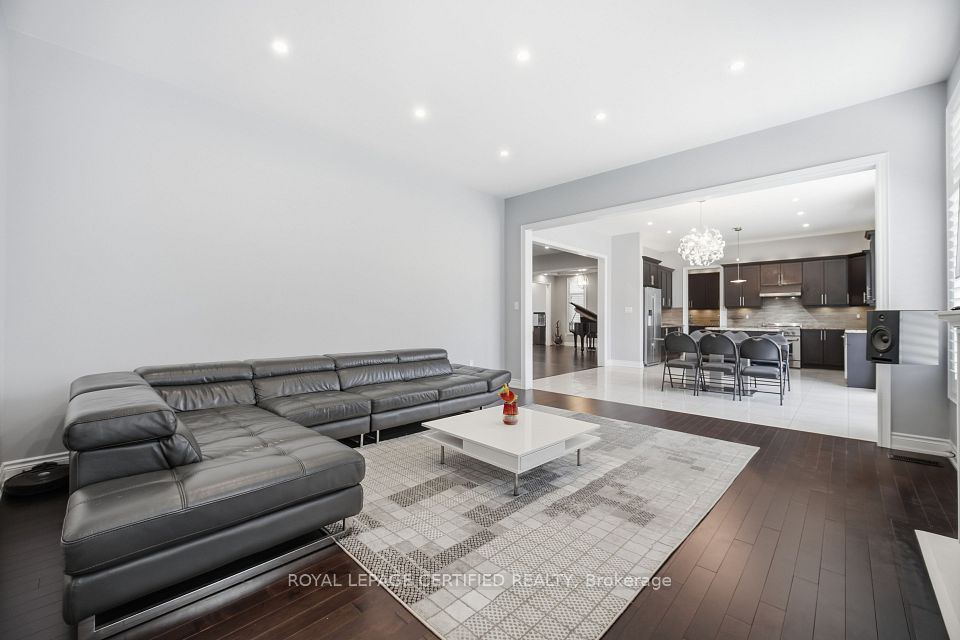 8833 Creditview Road, Brampton, ON L6Y 0X3 14