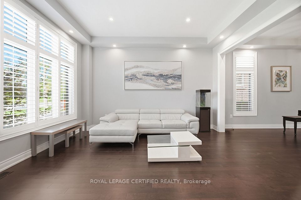 8833 Creditview Road, Brampton, ON L6Y 0X3 5