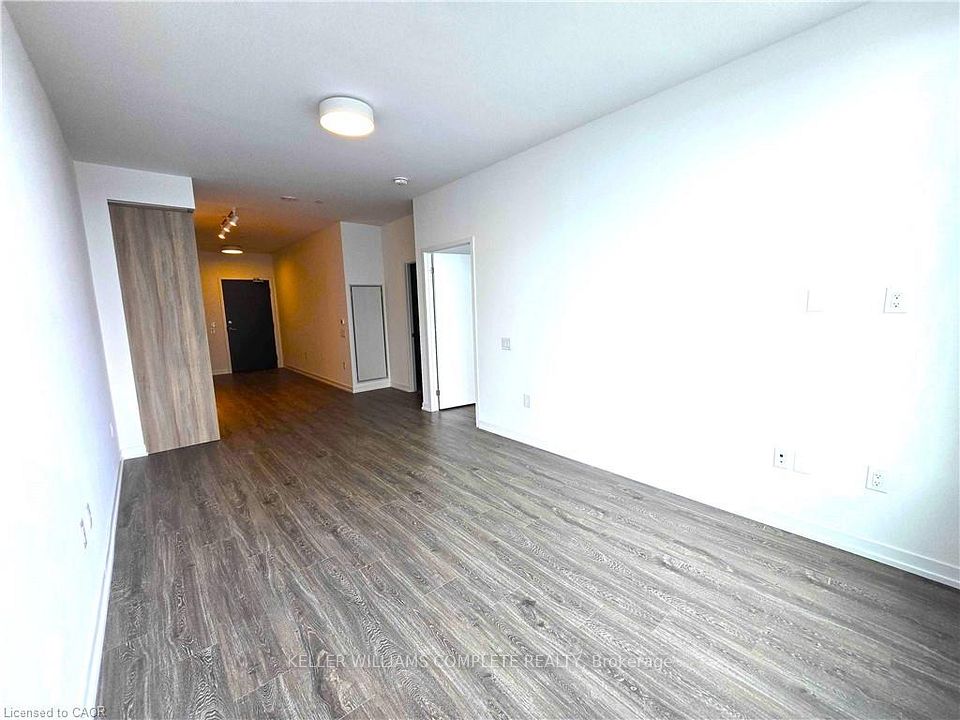 2485 EGLINTON Avenue W 708, Mississauga, ON L5M 2T1 9