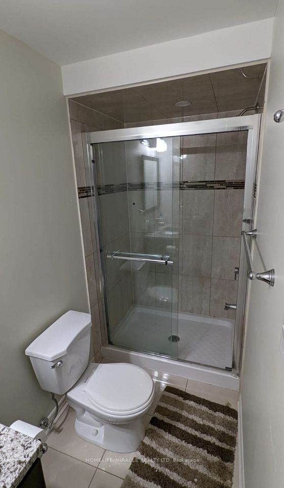 Lower Level - 19 Lisson Crescent, Brampton, ON L6X 5H9 5