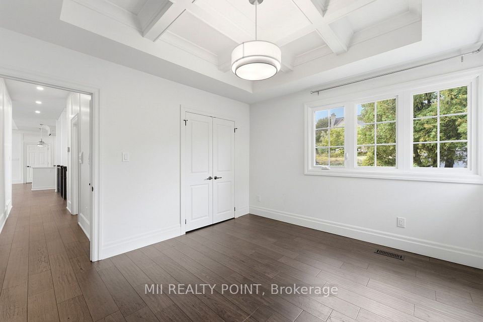 881 Danforth Place, Burlington, ON L7T 1S1 20