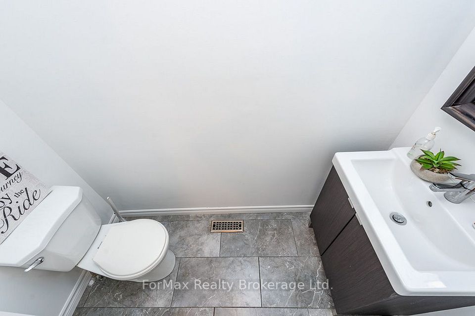 90 Greenwich Circle, Brampton, ON L6S 2E9 10