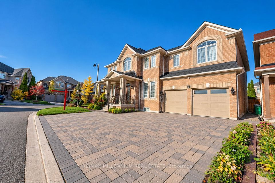 3 Cogswell Crescent, Brampton, ON L6P 1A4 3