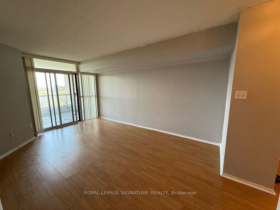 3 Rowntree Road 407, Toronto, ON M9V 5G8 11