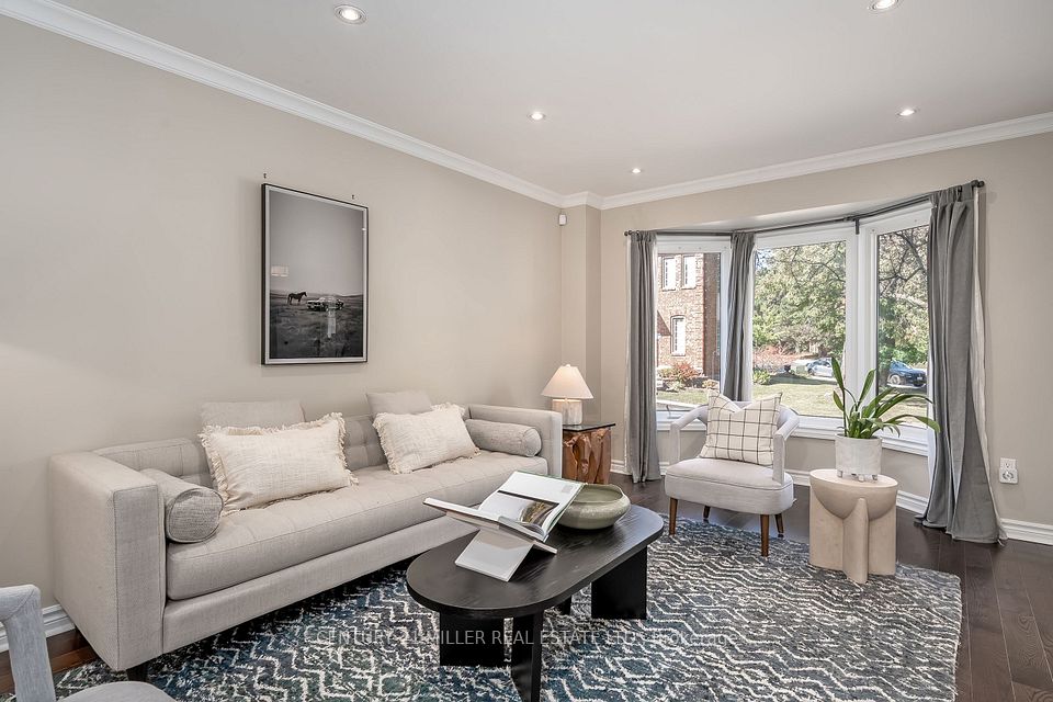 6482 Tenth Line W, Mississauga, ON L5N 5T7 6