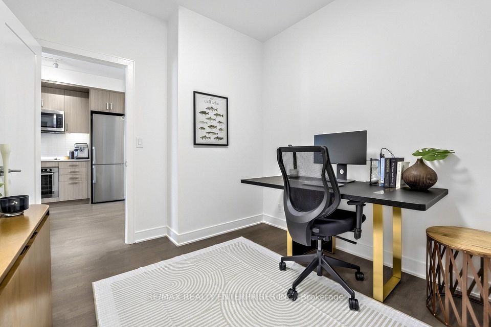 1575 Lakeshore Road W 404, Mississauga, ON L5J 0B1 11