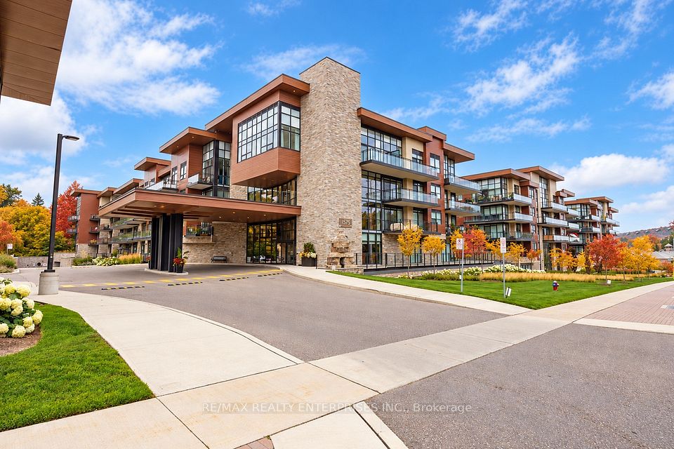 Condo Apartment at 1575 Lakeshore Road W 404, Mississauga, ON L5J 0B1