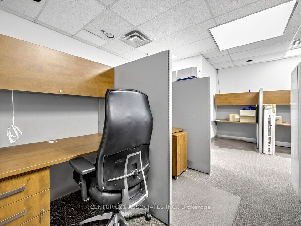 5045 Orbitor Drive 7/400, Mississauga, ON L4W 4Y8 10
