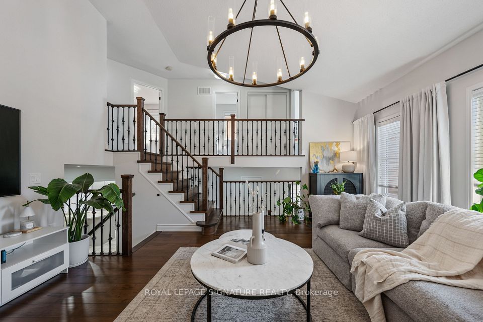 3195 Munson Crescent, Burlington, ON L7M 0B9 14