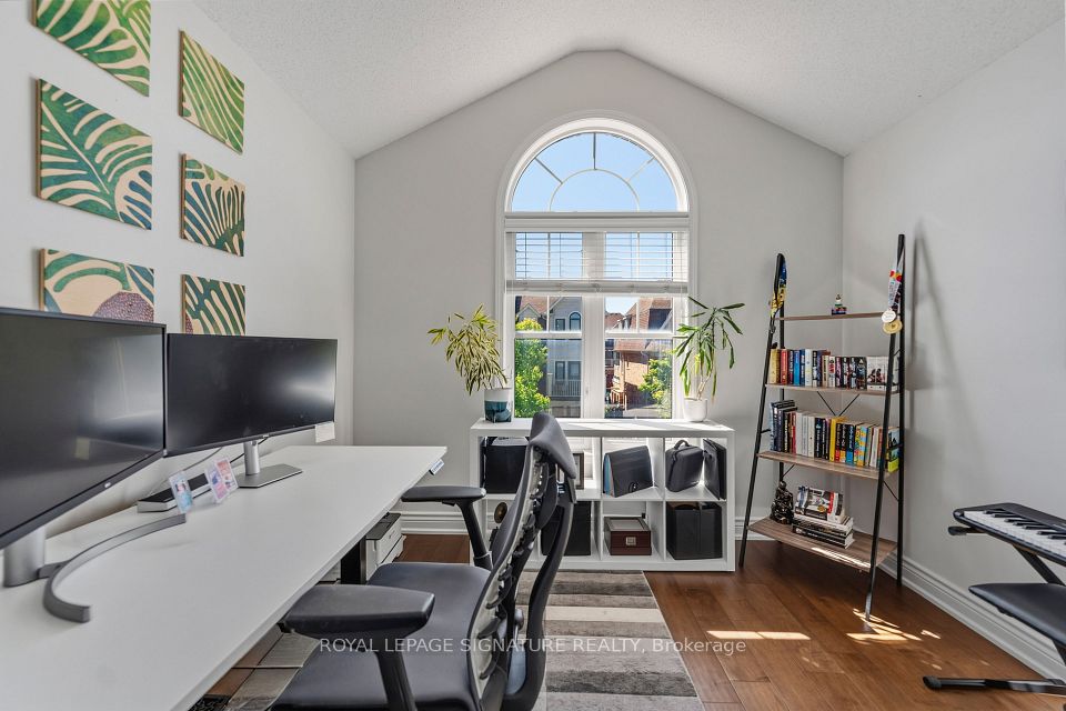3195 Munson Crescent, Burlington, ON L7M 0B9 24
