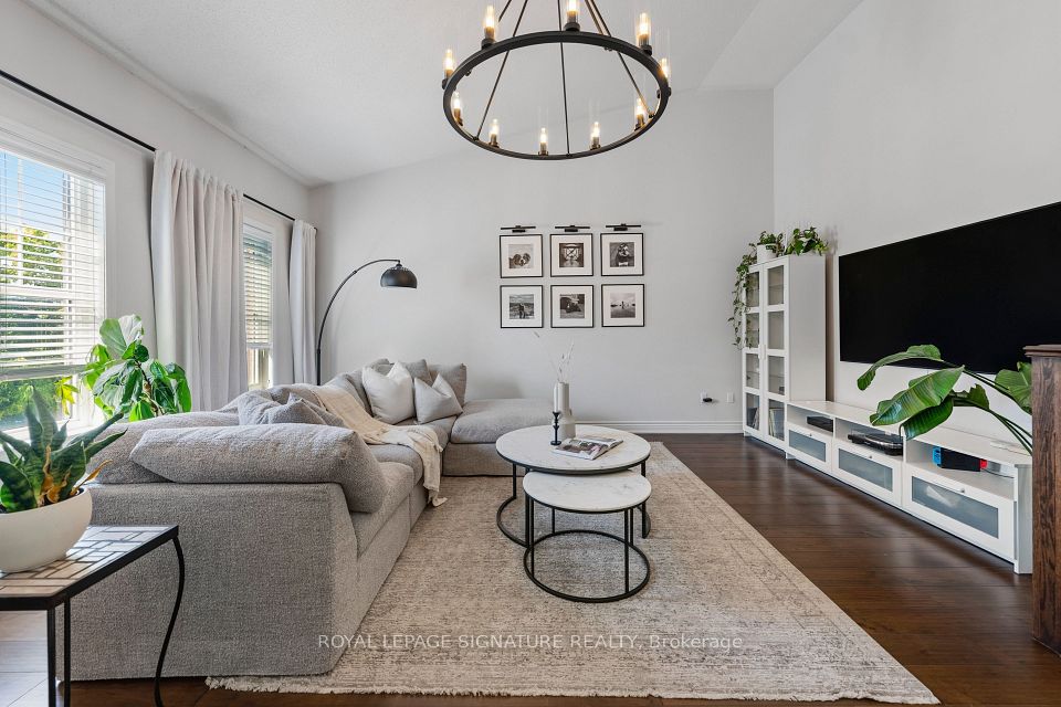 3195 Munson Crescent, Burlington, ON L7M 0B9 13