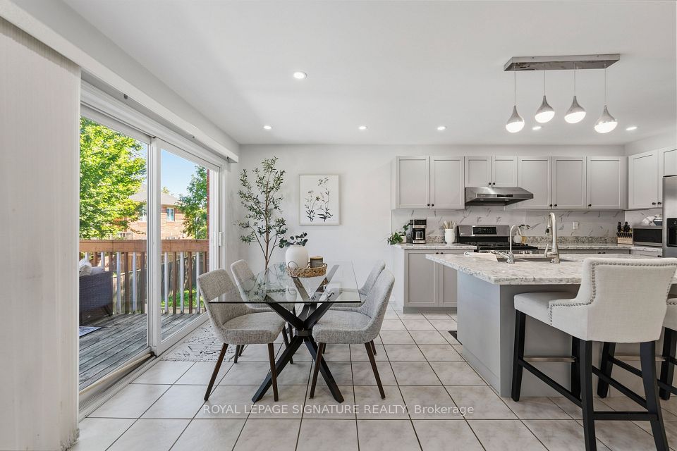 3195 Munson Crescent, Burlington, ON L7M 0B9 8