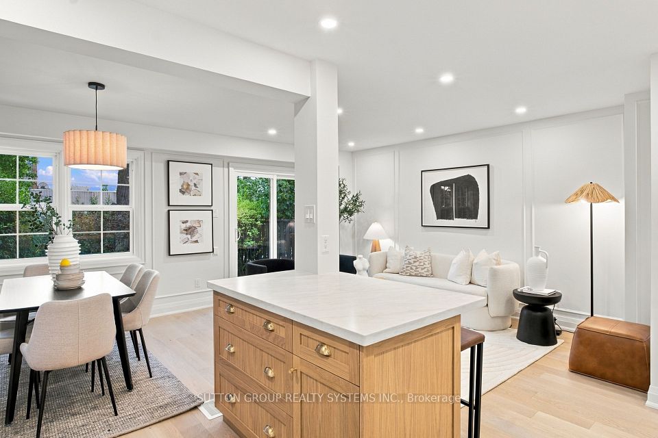 1951 Rathburn Road E 26, Mississauga, ON L4W 2N9 10