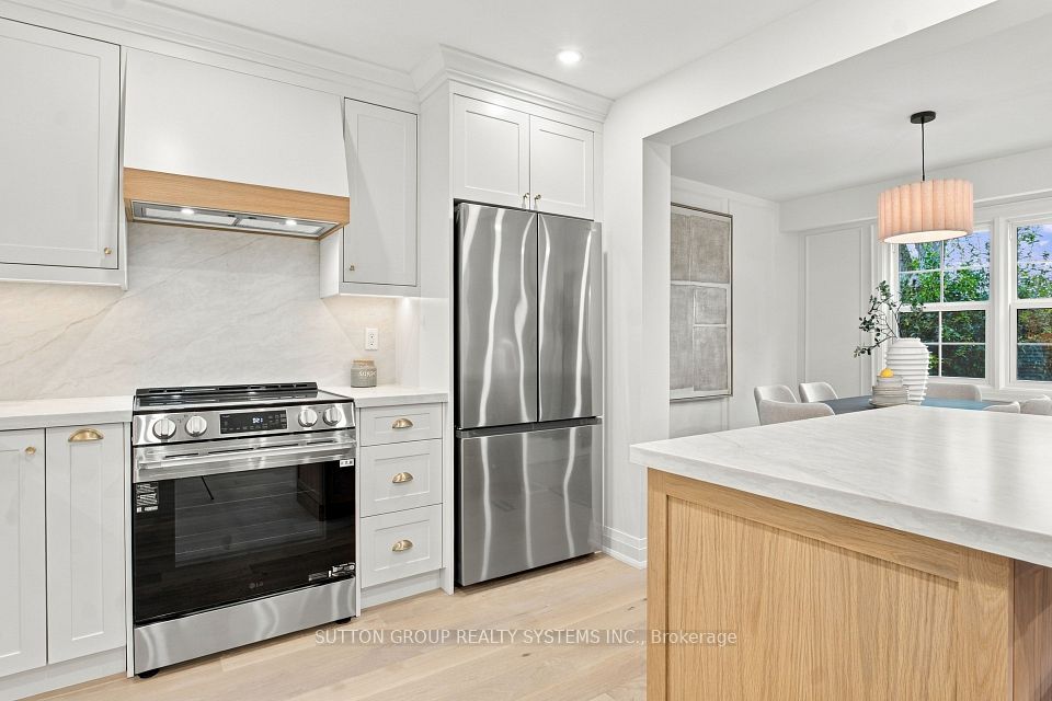 1951 Rathburn Road E 26, Mississauga, ON L4W 2N9 8