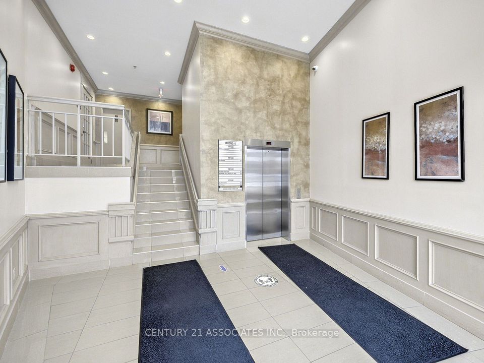 5045 Orbitor Drive 7/400B, Mississauga, ON L4W 4Y8 3