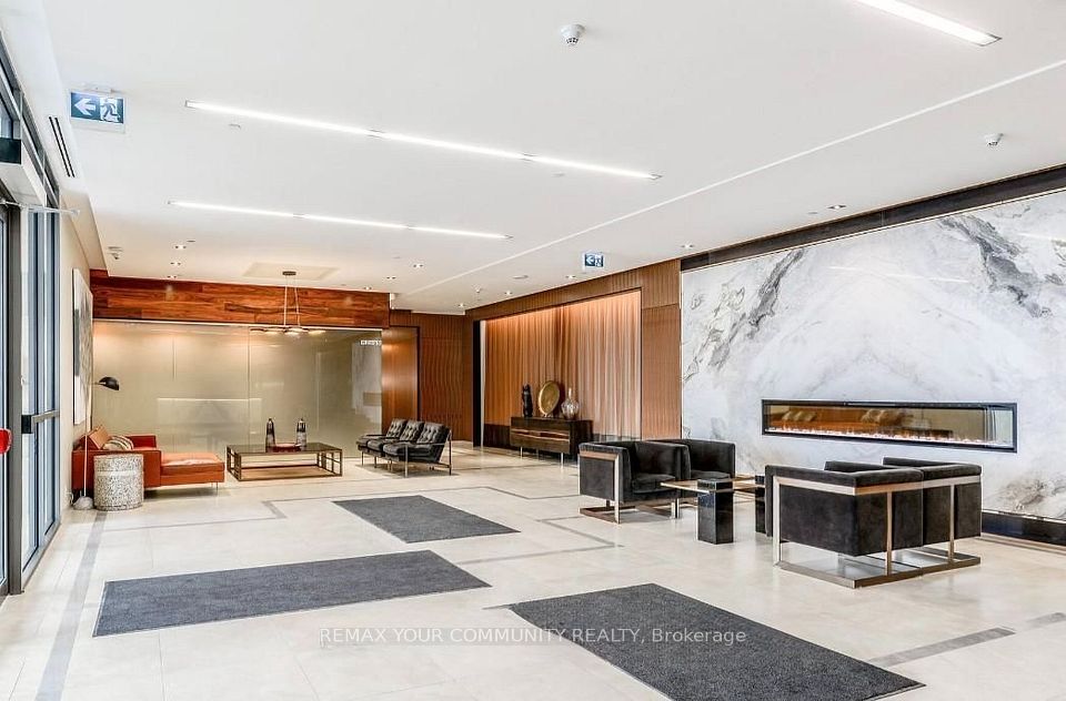 15 Zorra Street 1108, Toronto, ON M8Z 4Z6 4