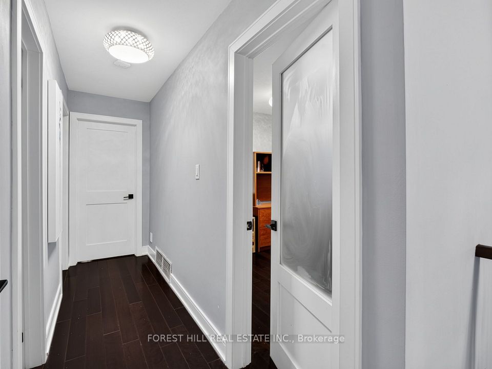 2612 Council Ring Road, Mississauga, ON L5L 1W4 14