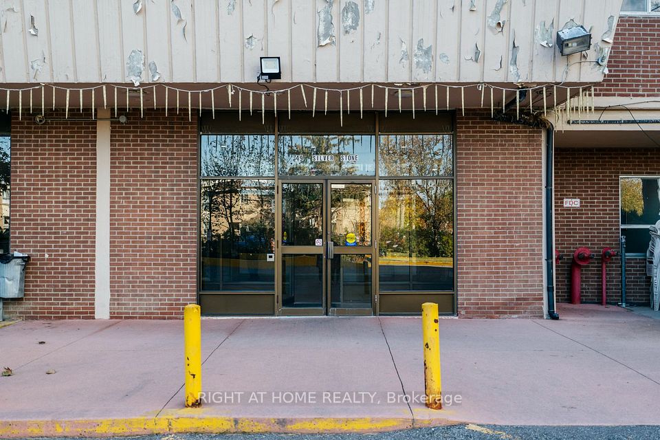 Condo Apartment at 49 Silverstone Drive 405, Toronto, ON M9V 3G2