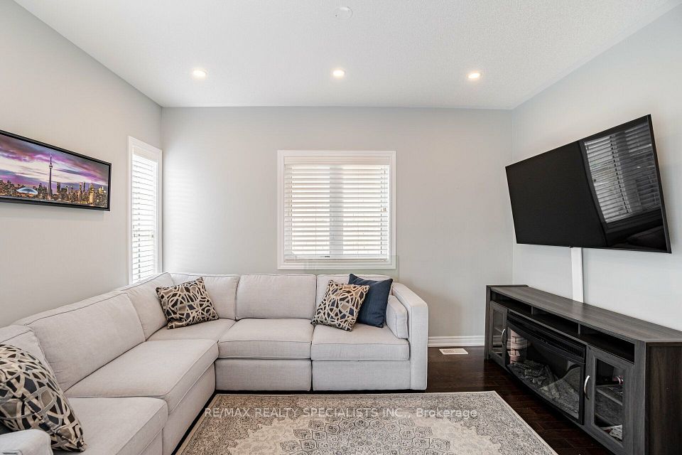 93 Yardley Crescent, Brampton, ON L6X 5L8 19