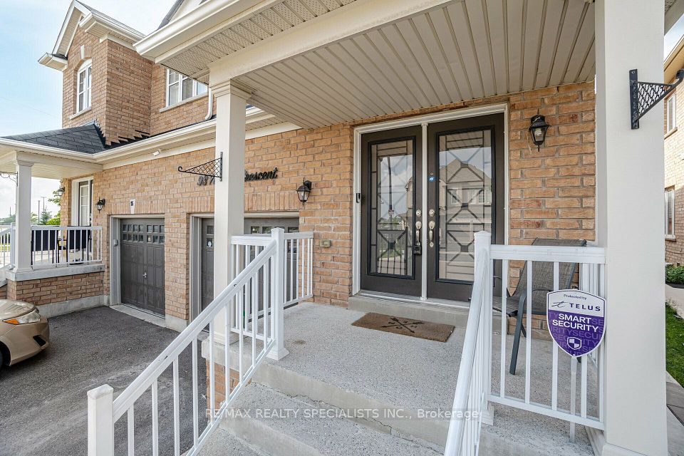 93 Yardley Crescent, Brampton, ON L6X 5L8 5