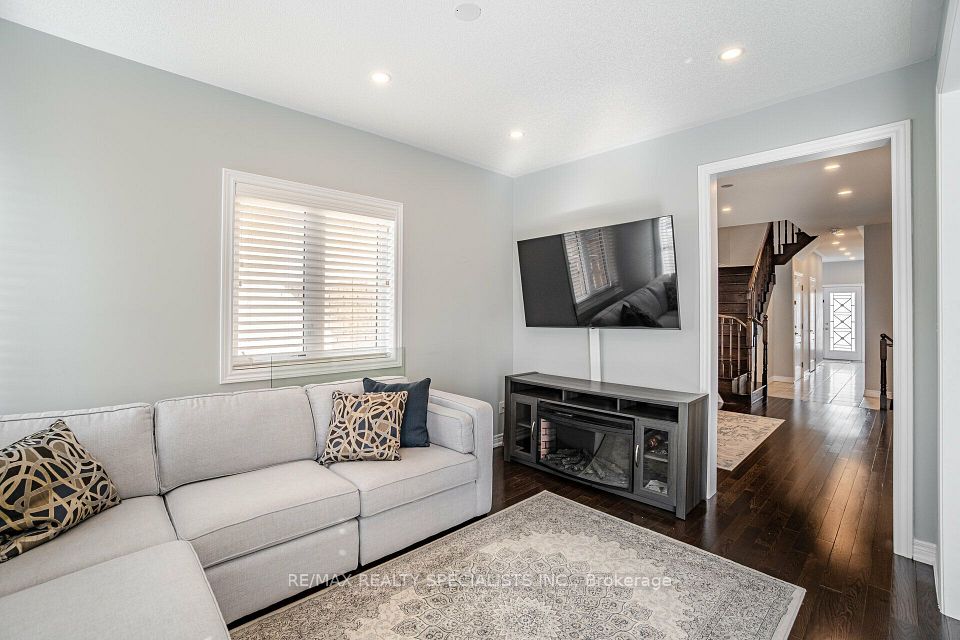 93 Yardley Crescent, Brampton, ON L6X 5L8 21