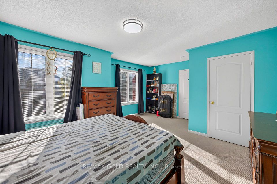 19 Briardale Road, Brampton, ON L7A 1S4 25