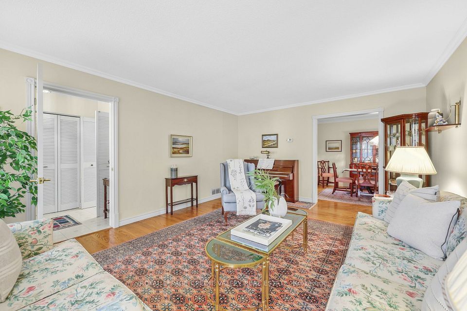 30 Parkview Place, Brampton, ON L6W 2G3 22