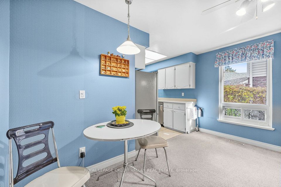 30 Parkview Place, Brampton, ON L6W 2G3 15